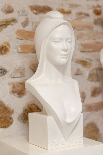 Marianne à la mairie de Sainte Marie de la Mer