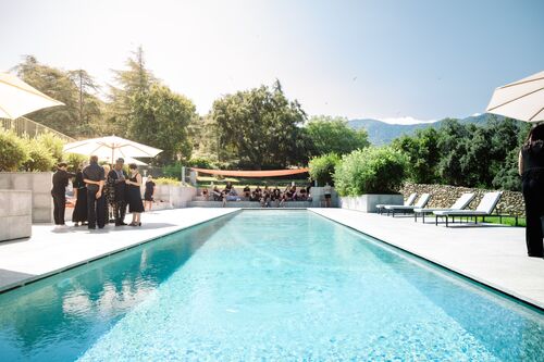 Piscine du Château Valmy au lendemain du mariage