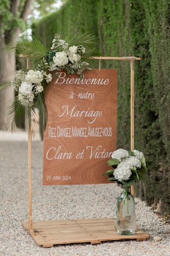 Panneau de bienvenue au mariage de Clara et Victor